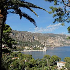 De prachtige naturistendorpen van Côte d'Azur